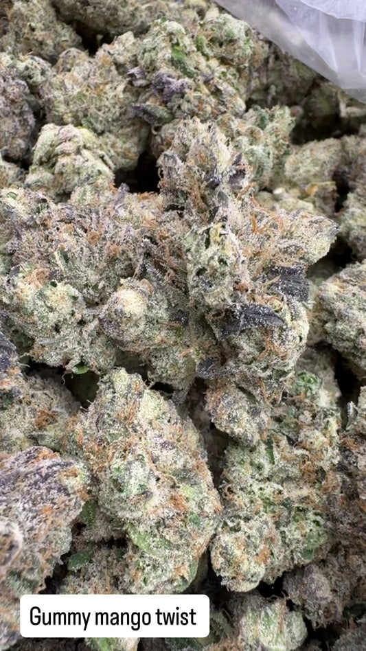 Gummy mango twist